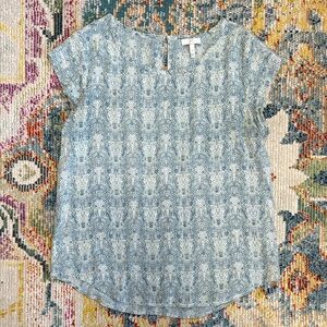Joie blue snakeskin Patterned silk Blouse with cap sleepes